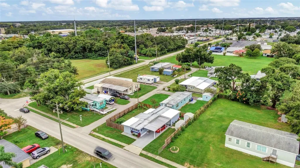 902 Columbia Avenue St Cloud FL 34769