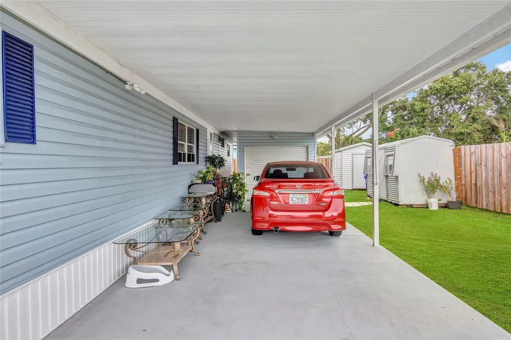902 Columbia Avenue St Cloud FL 34769