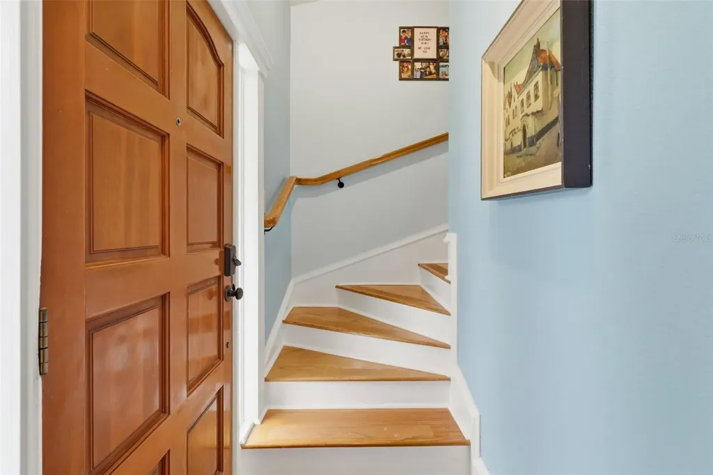 76 Gulfwinds Drive Palm Harbor FL 34683