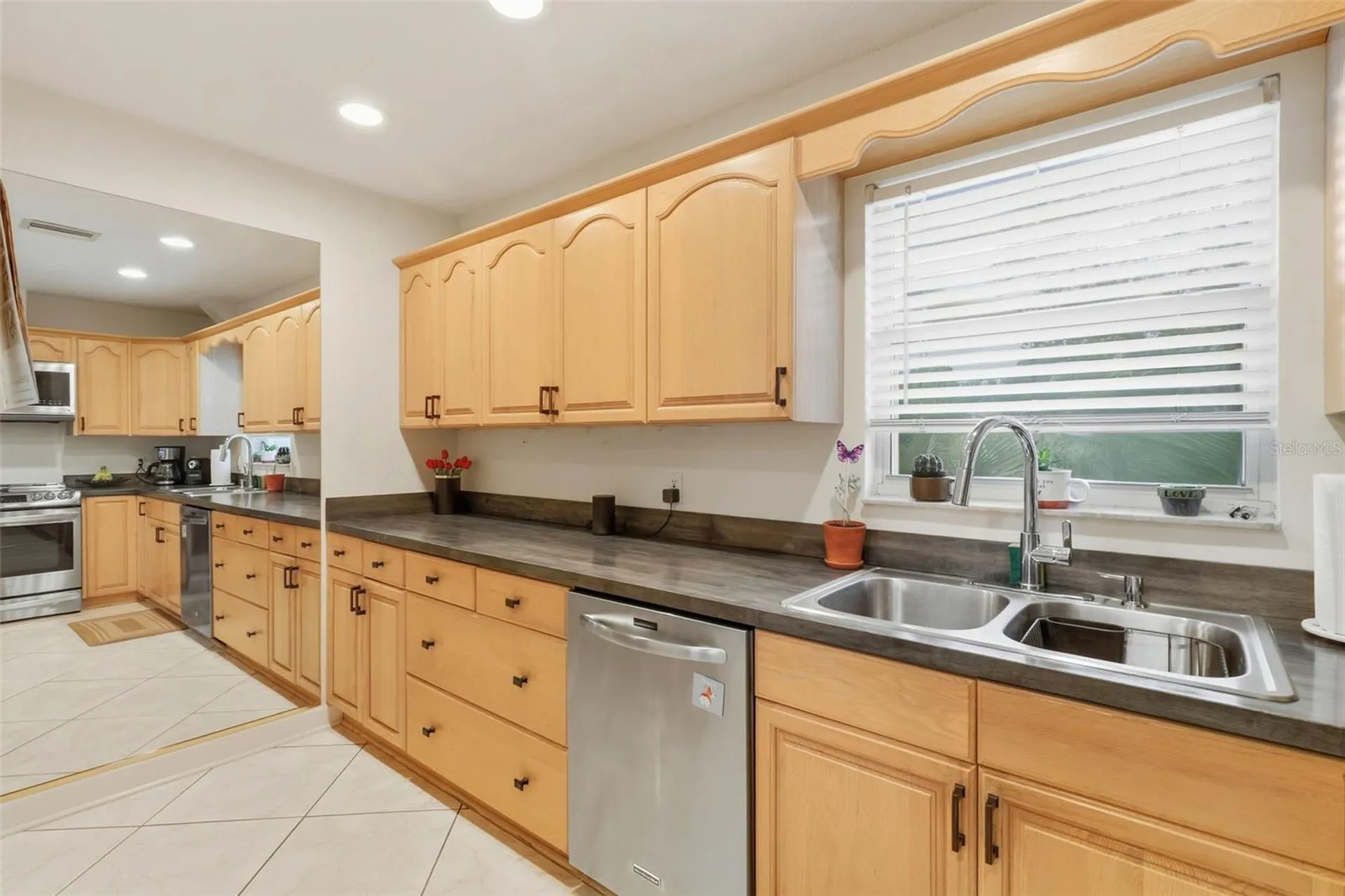 76 Gulfwinds Drive Palm Harbor FL 34683