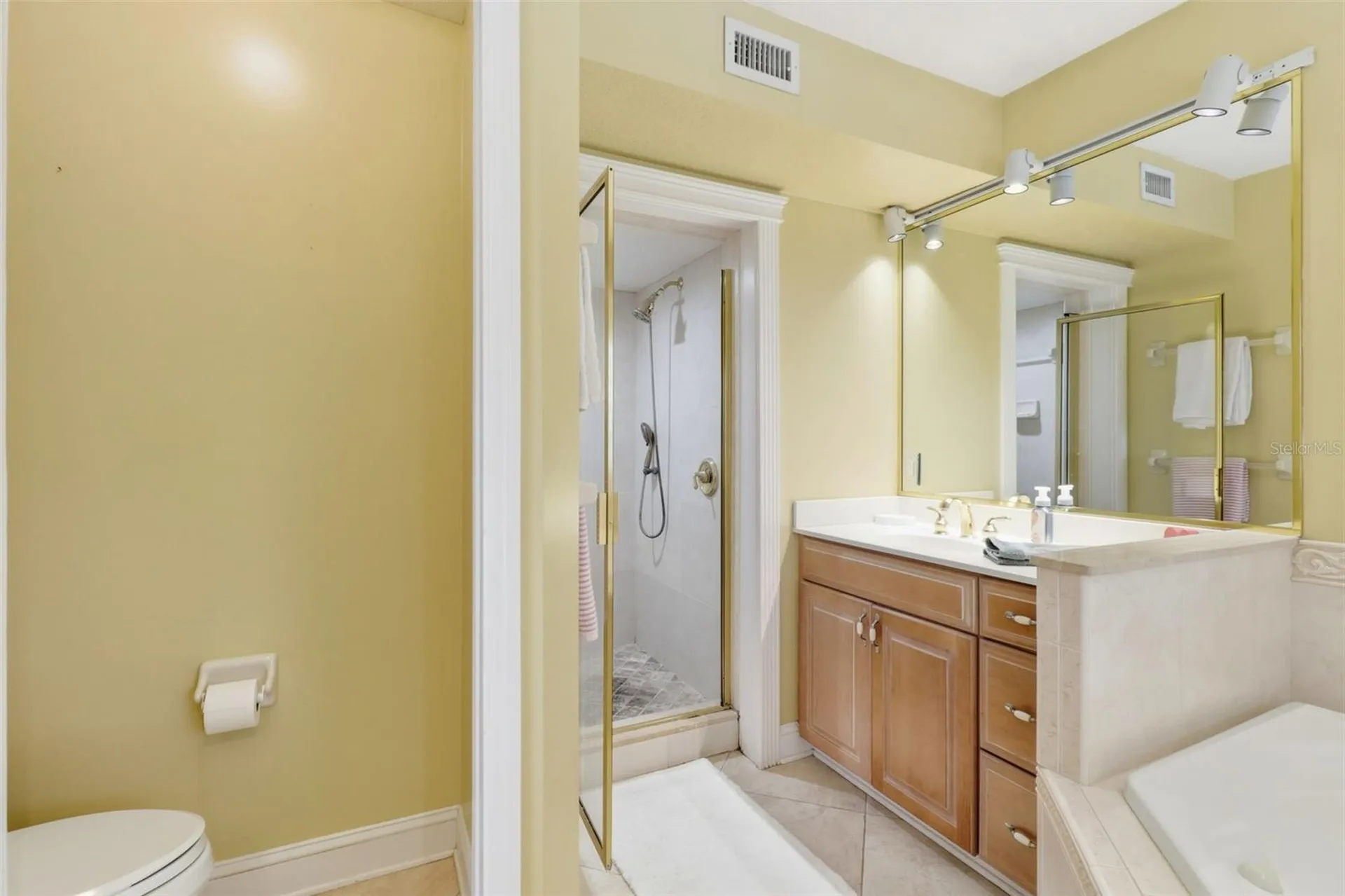 76 Gulfwinds Drive Palm Harbor FL 34683
