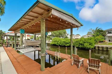 76 Gulfwinds Drive Palm Harbor FL 34683