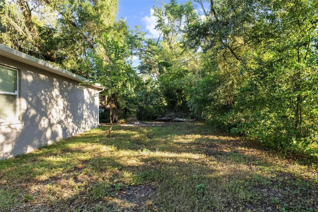 4216 E Yukon Street Tampa FL 33617