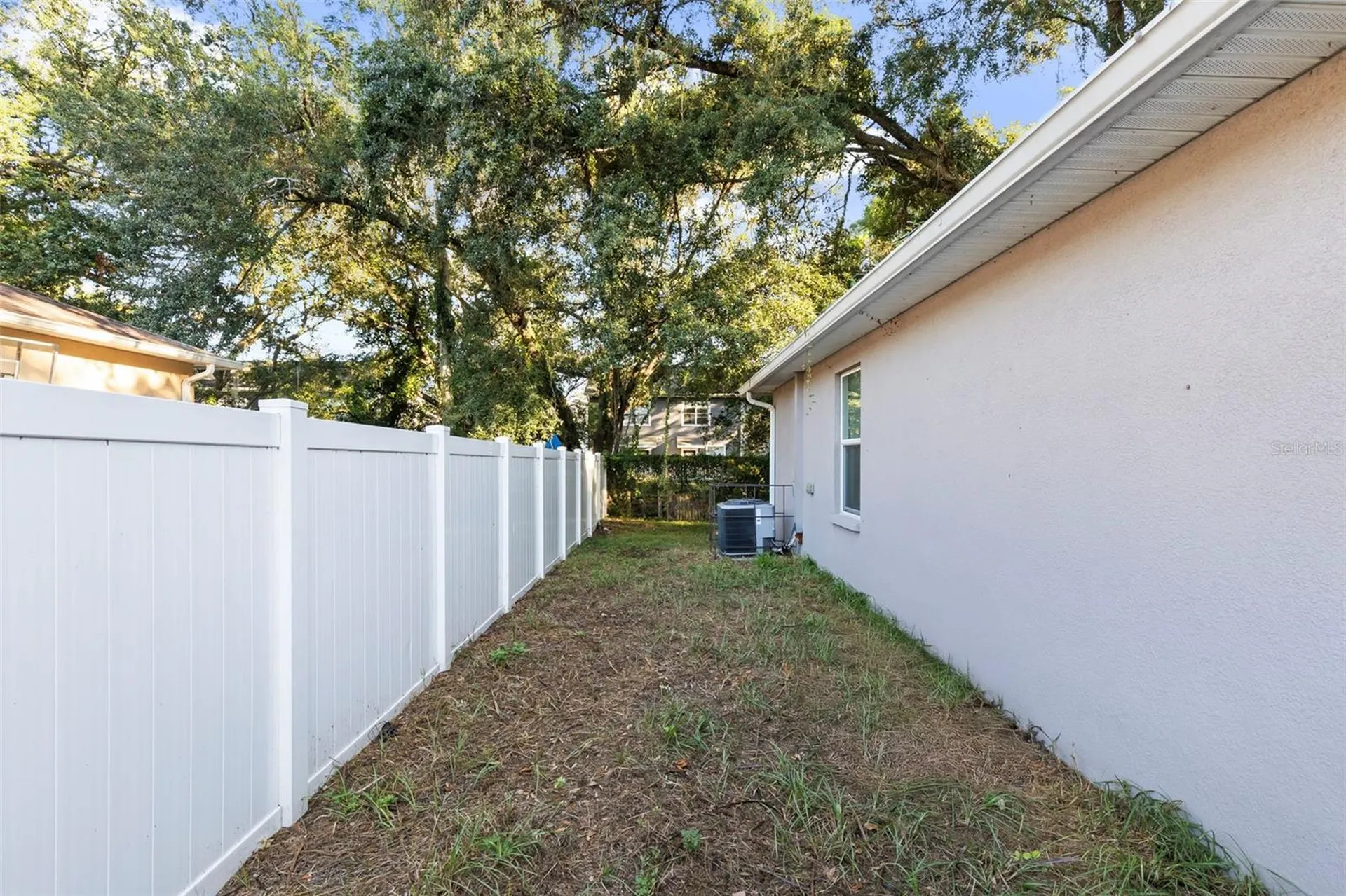 4216 E Yukon Street Tampa FL 33617