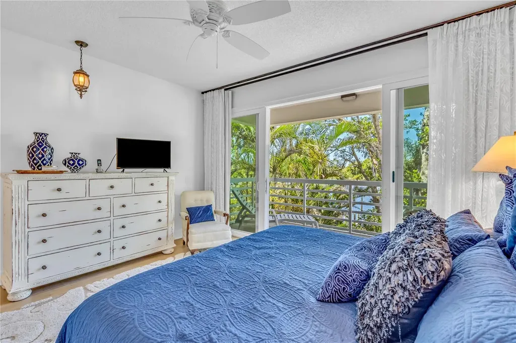 615 Dream Island Place Longboat Key FL 34228