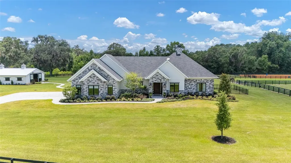 11098 NW 50th Lane Ocala FL 34482