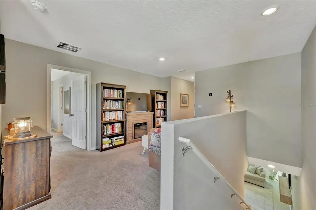 12950 Pasture Woods Place Lithia FL 33547