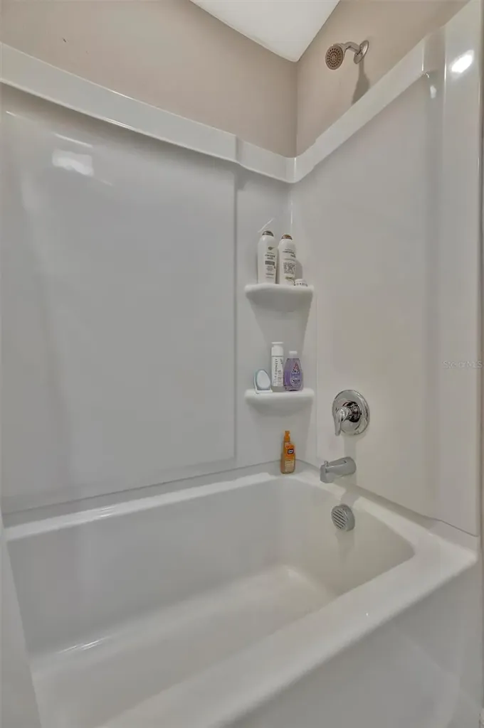 12950 Pasture Woods Place Lithia FL 33547