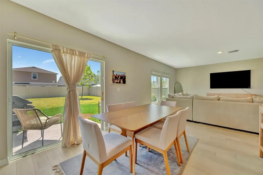 12950 Pasture Woods Place Lithia FL 33547