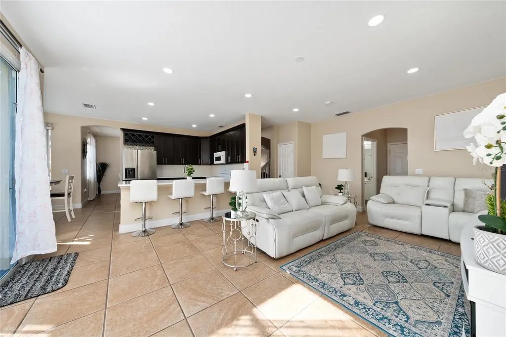 1709 Bridgeview Circle Orlando FL 32824