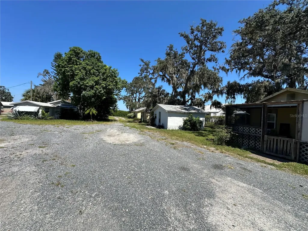 1210 Sweeney Drive Ruskin FL 33570