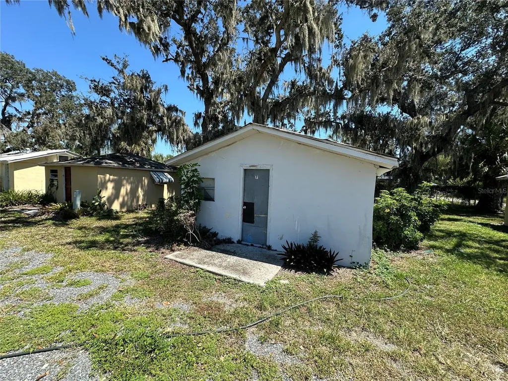 1210 Sweeney Drive Ruskin FL 33570