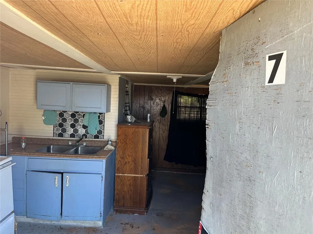 1210 Sweeney Drive Ruskin FL 33570