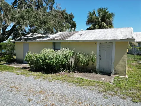 1210 Sweeney Drive Ruskin FL 33570