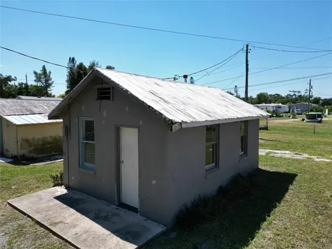 1210 Sweeney Drive Ruskin FL 33570