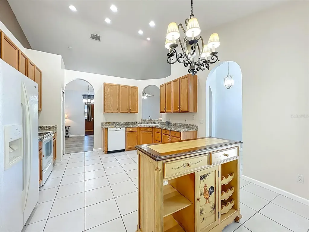 809 Muirfield Circle Apopka FL 32712