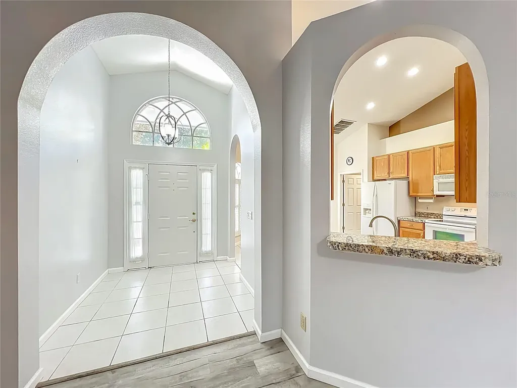 809 Muirfield Circle Apopka FL 32712