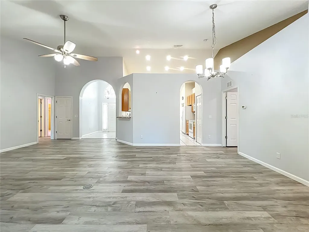 809 Muirfield Circle Apopka FL 32712