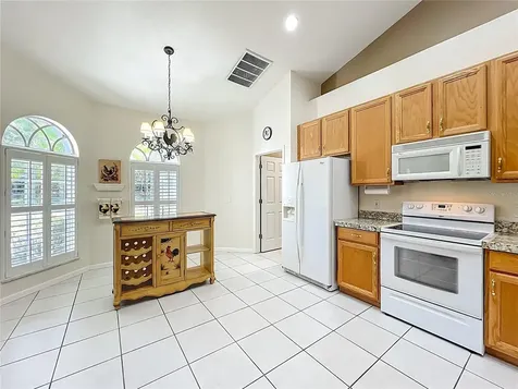 809 Muirfield Circle Apopka FL 32712