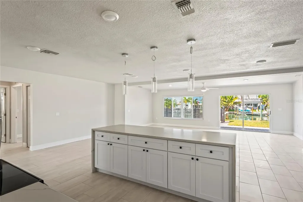 516 Crystal Drive Madeira Beach FL 33708