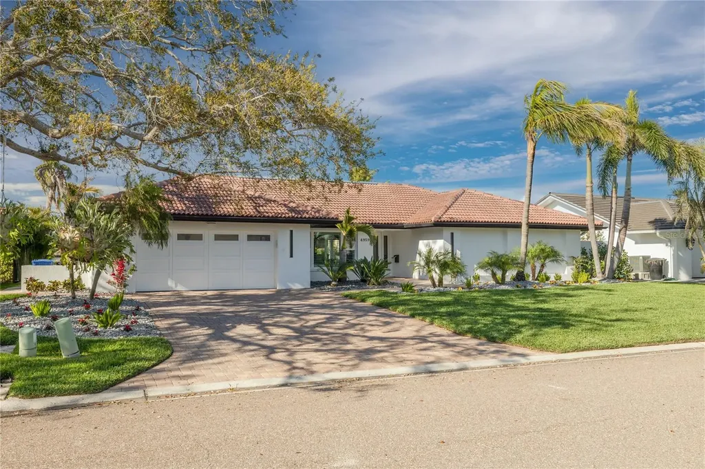 4959 58th Avenue S St Petersburg FL 33715