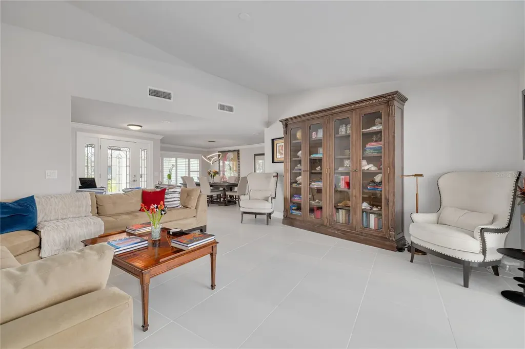 4959 58th Avenue S St Petersburg FL 33715