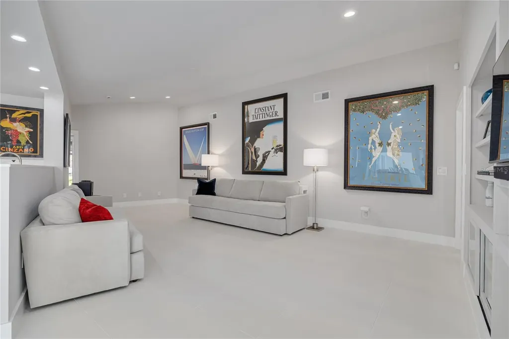 4959 58th Avenue S St Petersburg FL 33715
