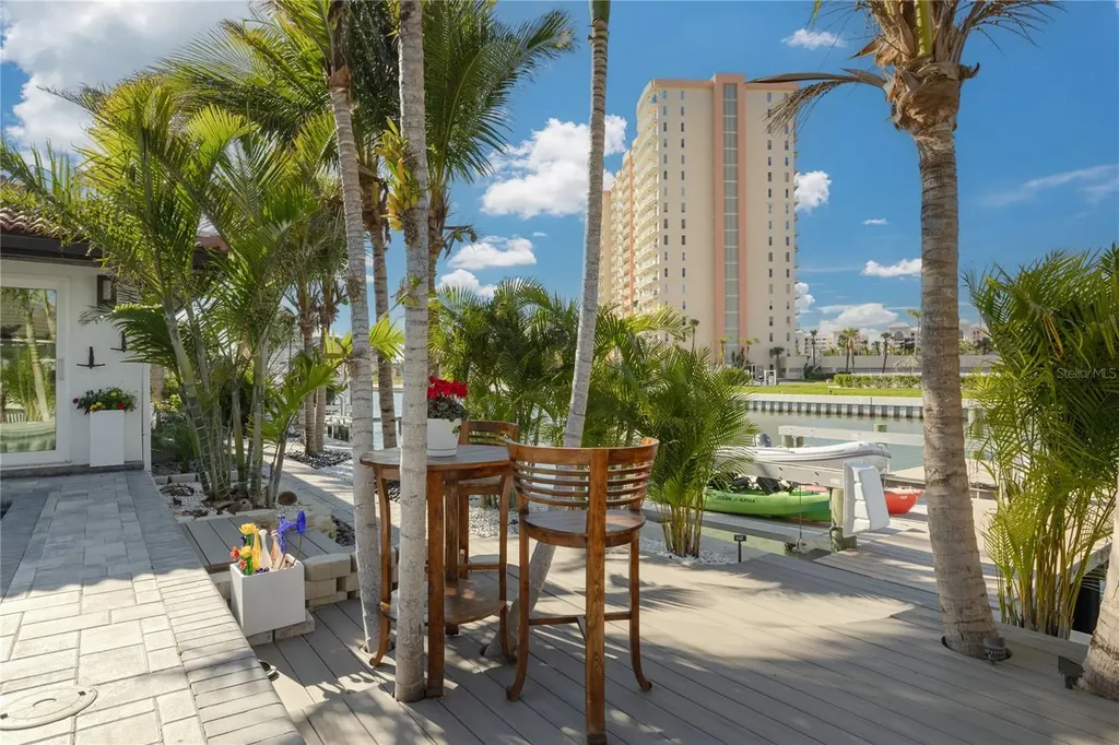 4959 58th Avenue S St Petersburg FL 33715