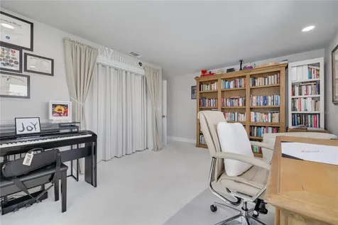 4959 58th Avenue S St Petersburg FL 33715