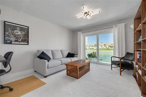 4959 58th Avenue S St Petersburg FL 33715