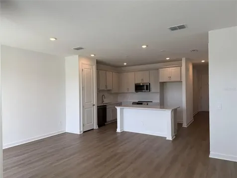 7650 Deer Valley Circle Tampa FL 33635