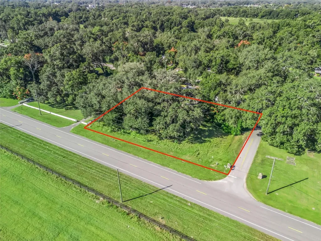 5528 S Us 301 Bushnell FL 33513