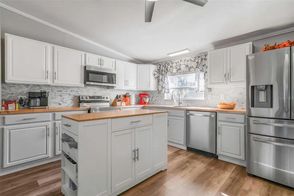 6716 W Riverbend Road Dunnellon FL 34433