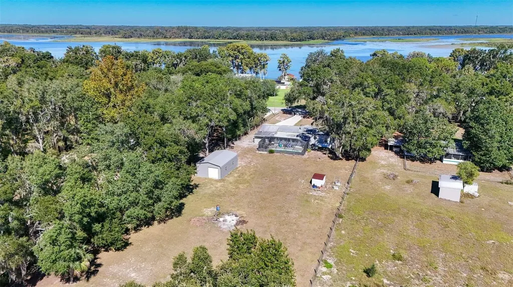 6716 W Riverbend Road Dunnellon FL 34433