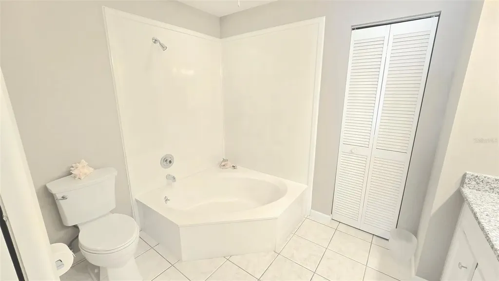 623 Oak Hill Circle Sarasota FL 34232
