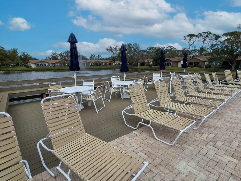 623 Oak Hill Circle Sarasota FL 34232