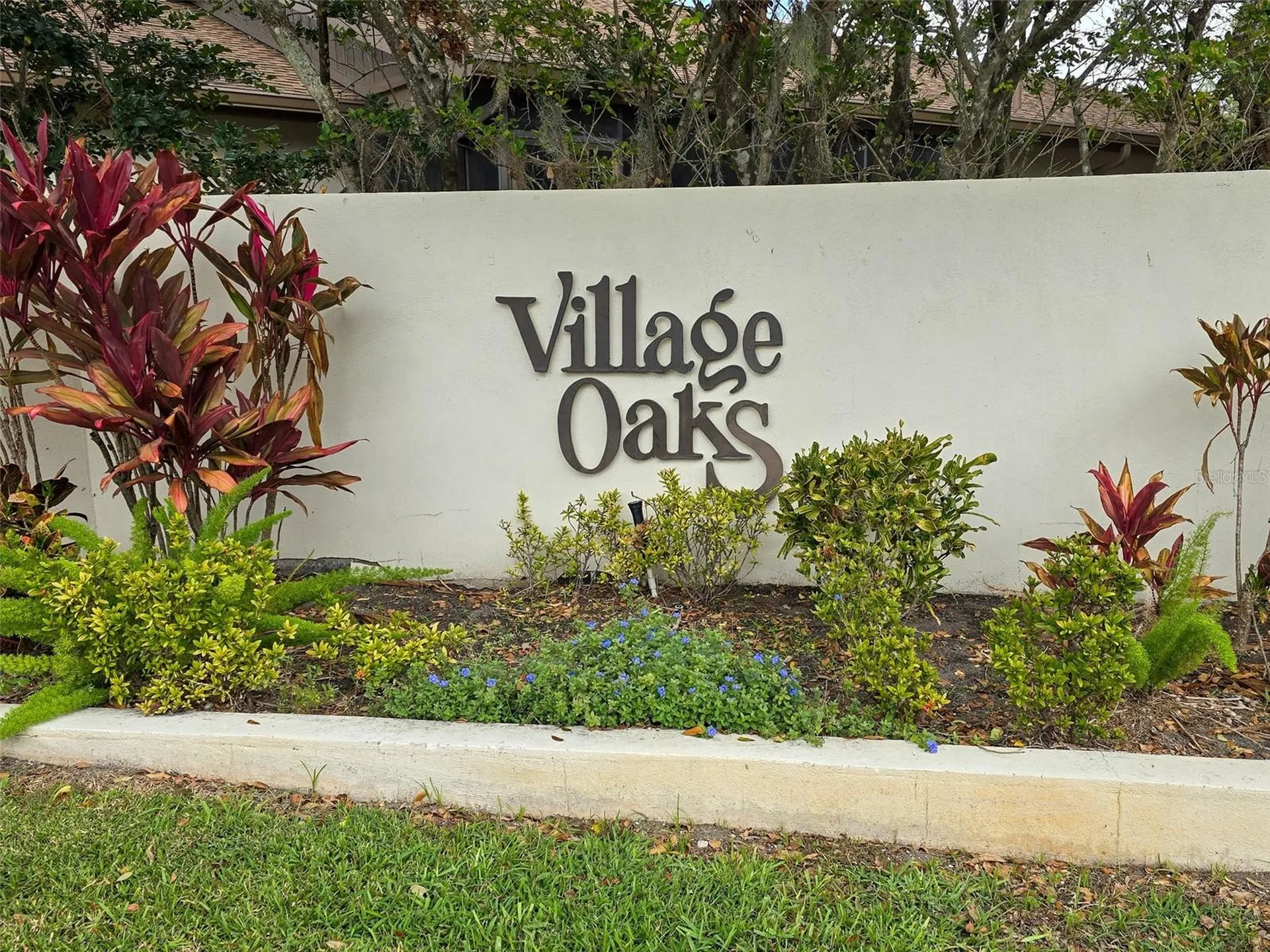 623 Oak Hill Circle Sarasota FL 34232