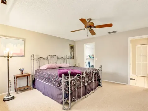 623 Oak Hill Circle Sarasota FL 34232