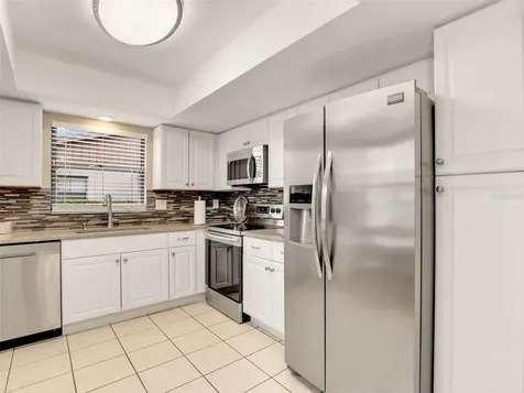 623 Oak Hill Circle Sarasota FL 34232