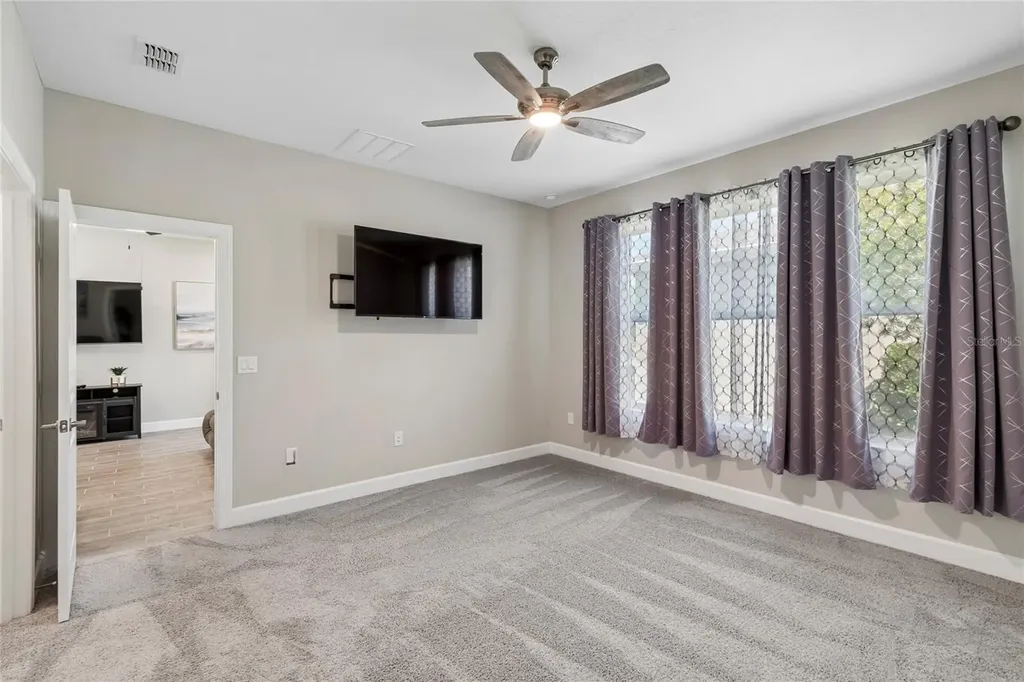 2201 Palm Tree Drive Kissimmee FL 34759