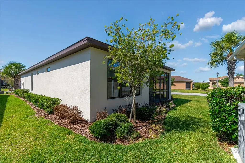 2201 Palm Tree Drive Kissimmee FL 34759