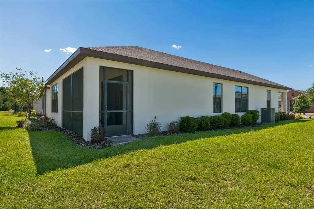 2201 Palm Tree Drive Kissimmee FL 34759