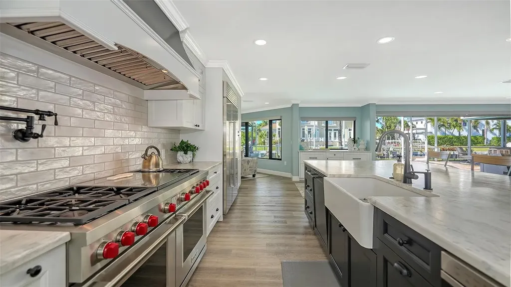 595 Bowsprit Lane Longboat Key FL 34228