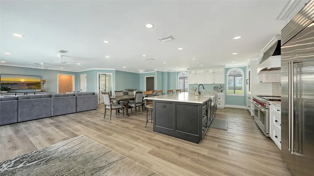 595 Bowsprit Lane Longboat Key FL 34228