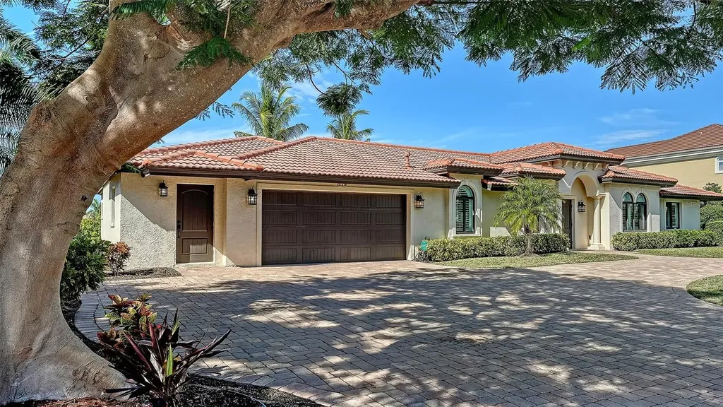 595 Bowsprit Lane Longboat Key FL 34228