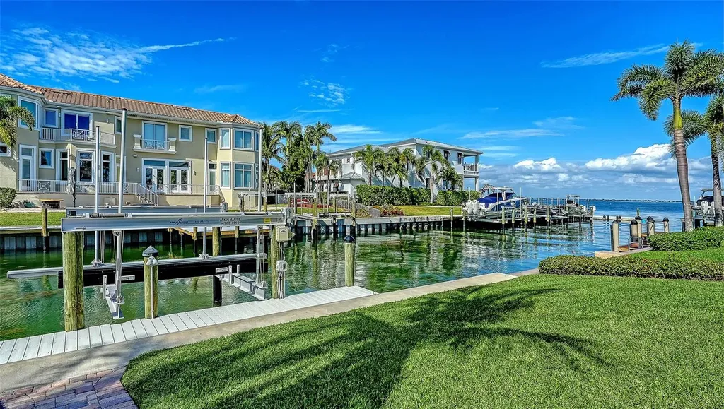 595 Bowsprit Lane Longboat Key FL 34228