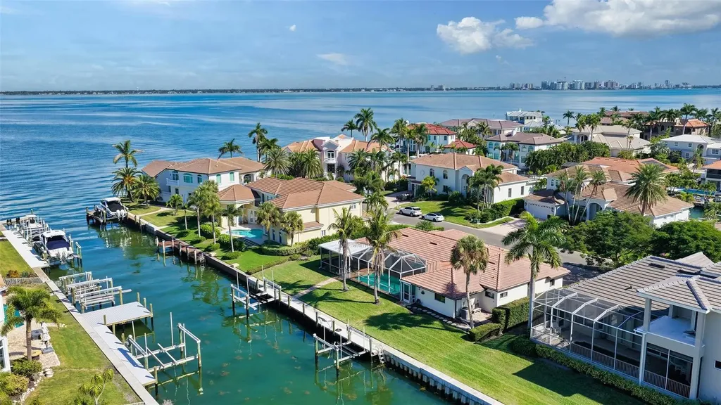 595 Bowsprit Lane Longboat Key FL 34228