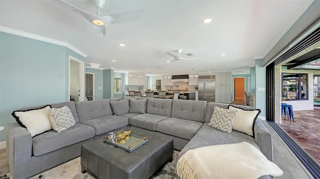 595 Bowsprit Lane Longboat Key FL 34228