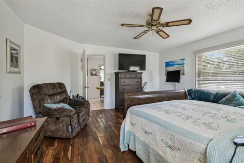 706 Plumbrook Road Sun City Center FL 33573