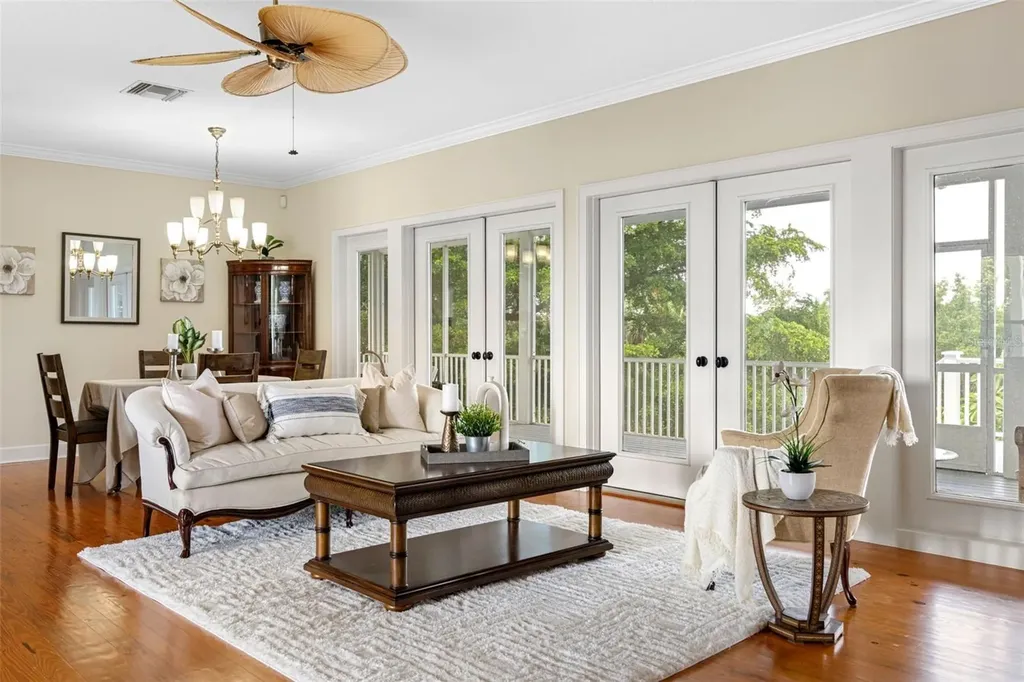 1215 Bayshore Drive Terra Ceia FL 34250